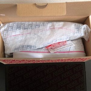 NIB Vans slip-on white glitter